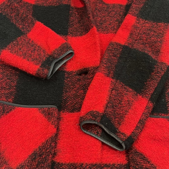 Aritzia Wilfred Free XS Black & Red Plaid Wool Coat - Picture 5 of 7